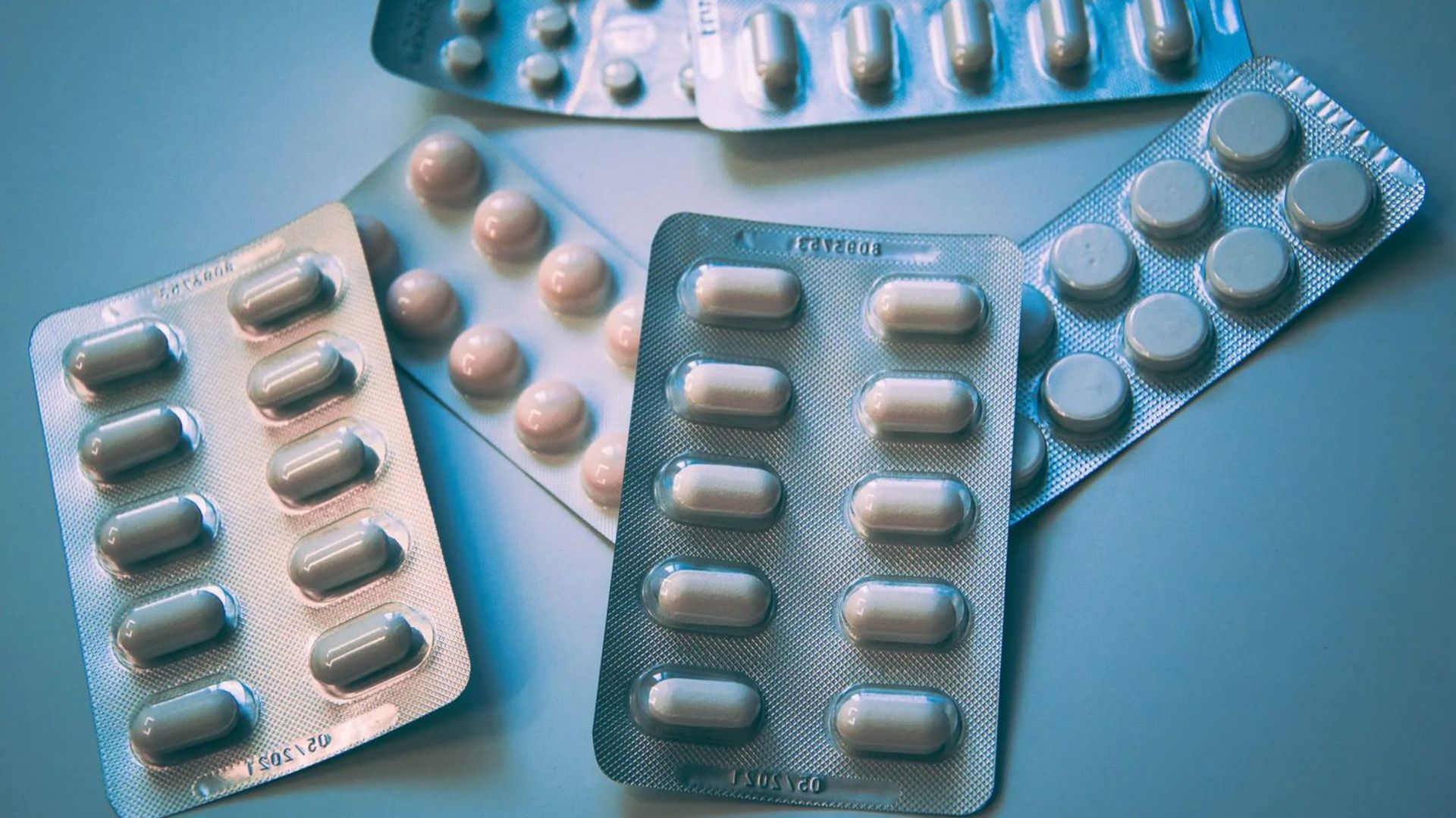 Dexametasona y corticoesteroides en general para COVID-19: ¿Una terapia prometedora?